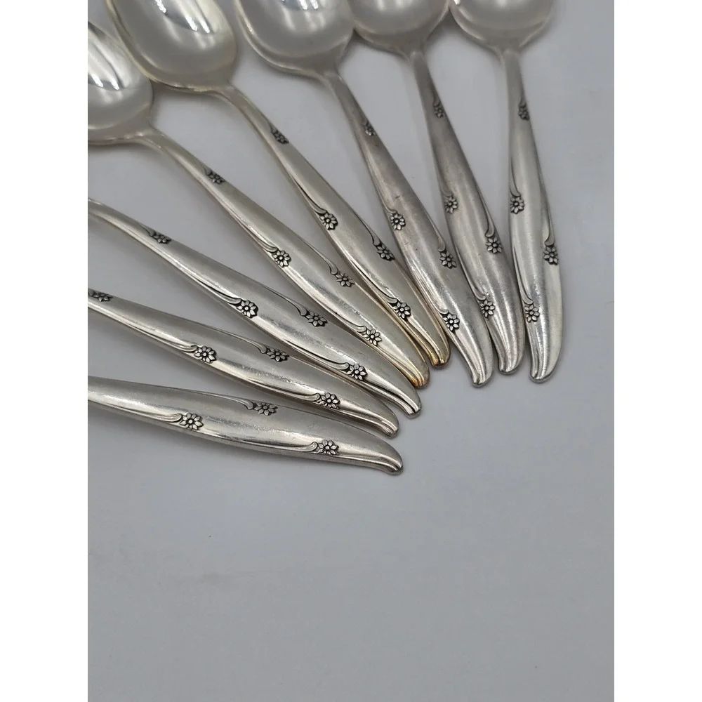 Oneida Community Silver Flower Silverplate Spoons Teaspoons Vintage Set Of 8